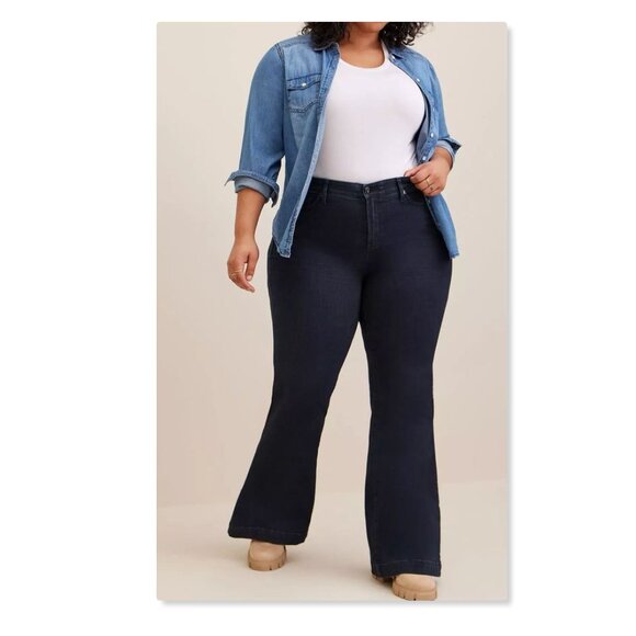 Torrid Sky High Flare High-Rise Jean Sz 22 - Picture 1 of 9